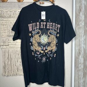 Wild At Heart Graphic Tee - Black